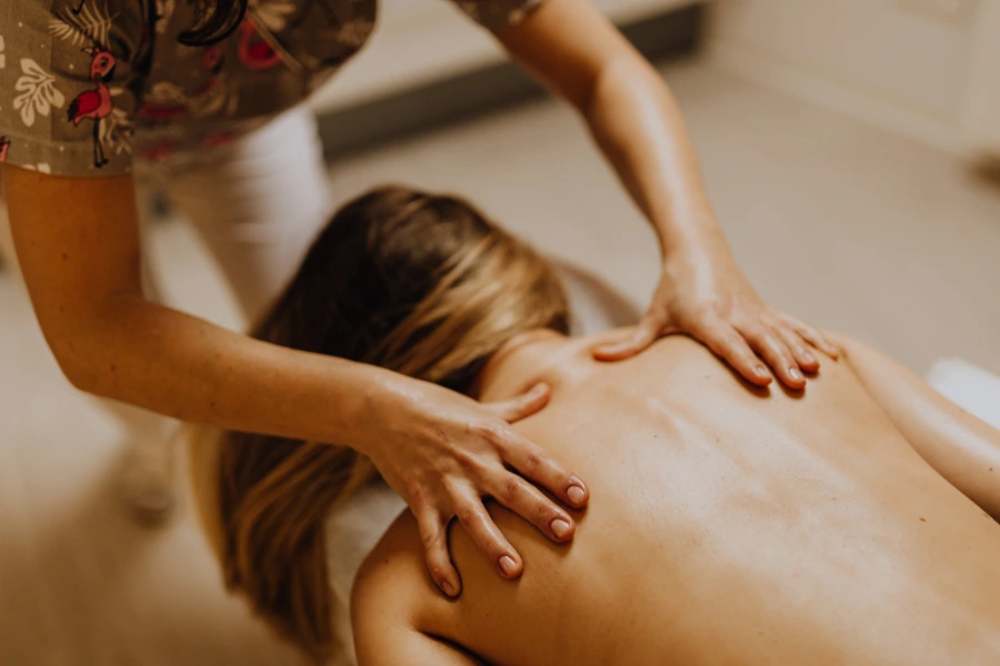 How-to-Become-a-Traveling-Massage-Therapist