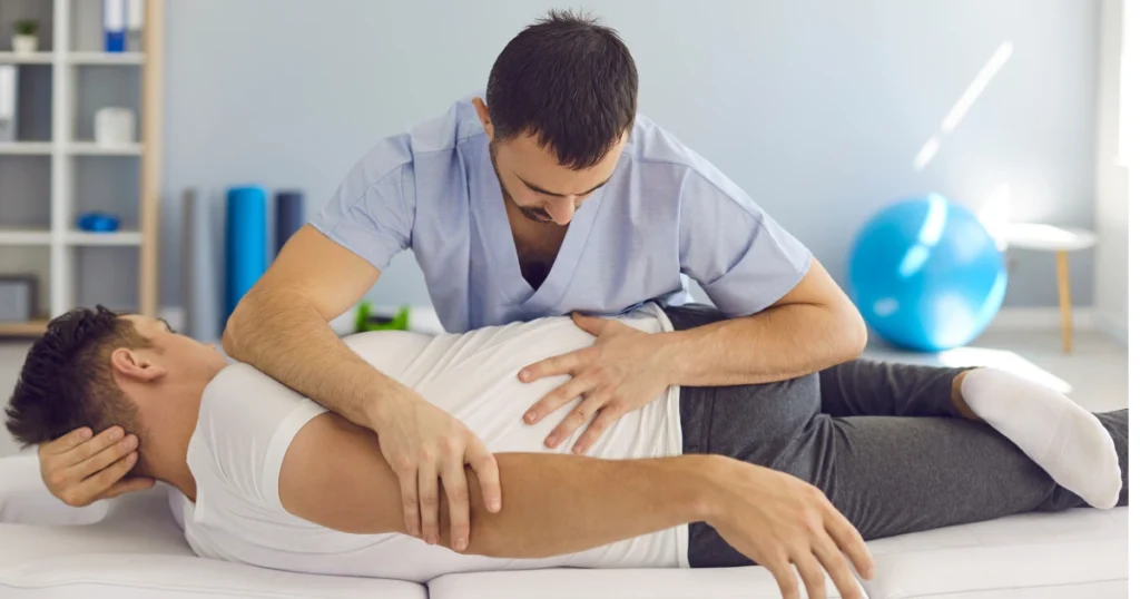 Massage-Therapist-vs-Chiropractor