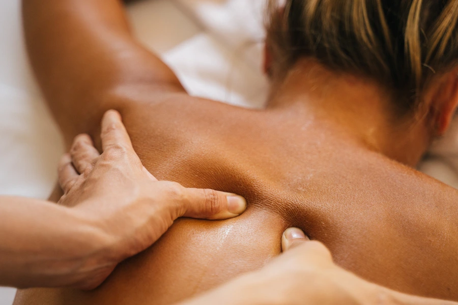 how-to-find-a-male-massage-therapist