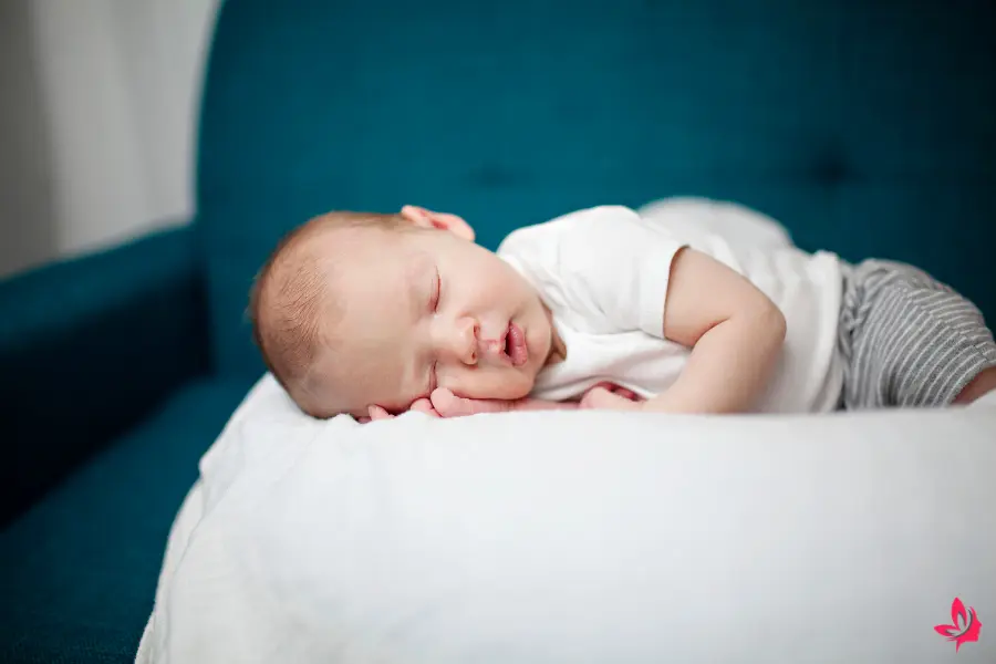 babies sleeping with mouth open