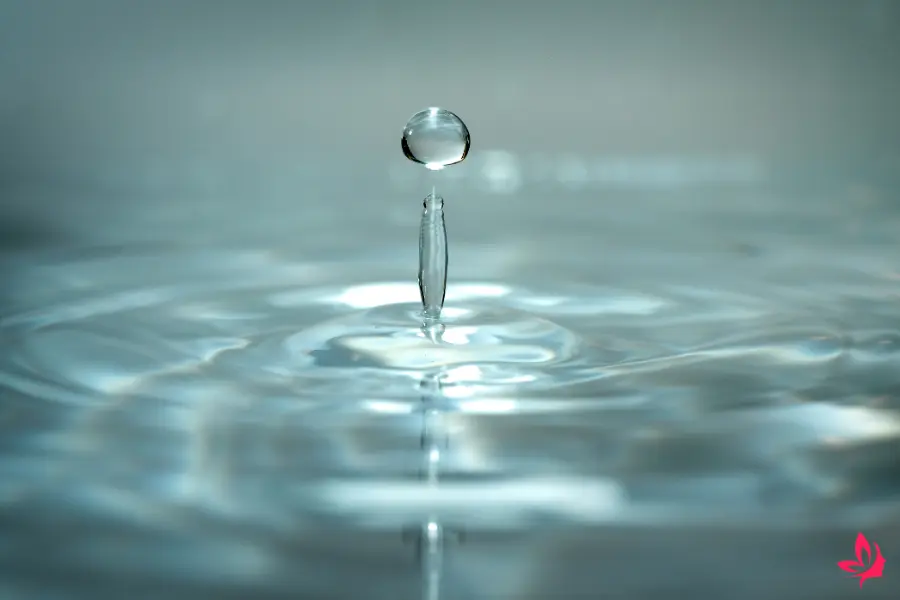 what does water represent in dreams