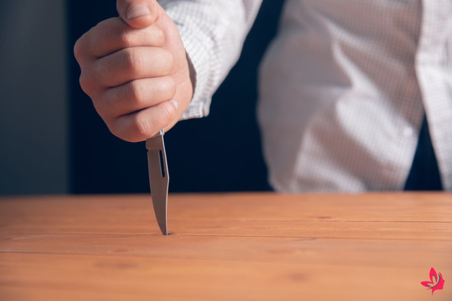 what does it mean to get stabbed in a dream